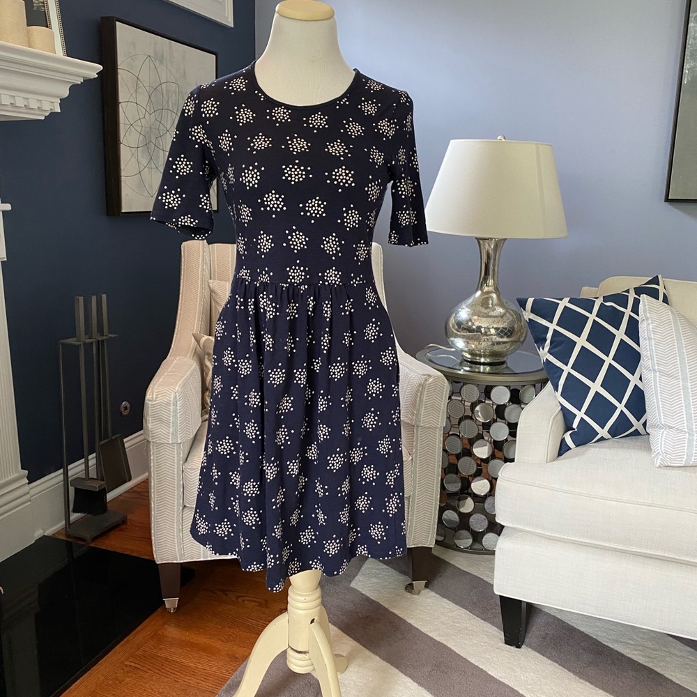 Boden- navy print T-shirt dress, sz 4